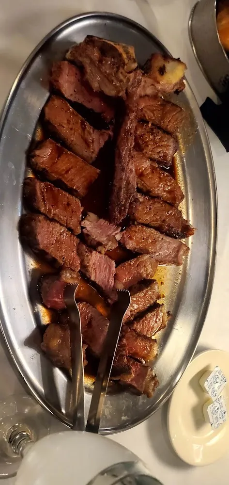 Medium Well Tomahawk Steak for 2